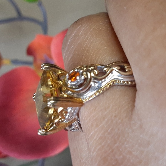 925 Genuine Princess Cut Citrine, Two Tone ring. PRICE IS FIRM. - Picture 11 of 15